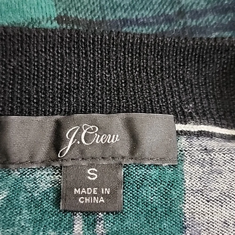 J.Crew Women’s 100% Merino Wool Sweater‎ Size S Plaid Green Blue long sleeve